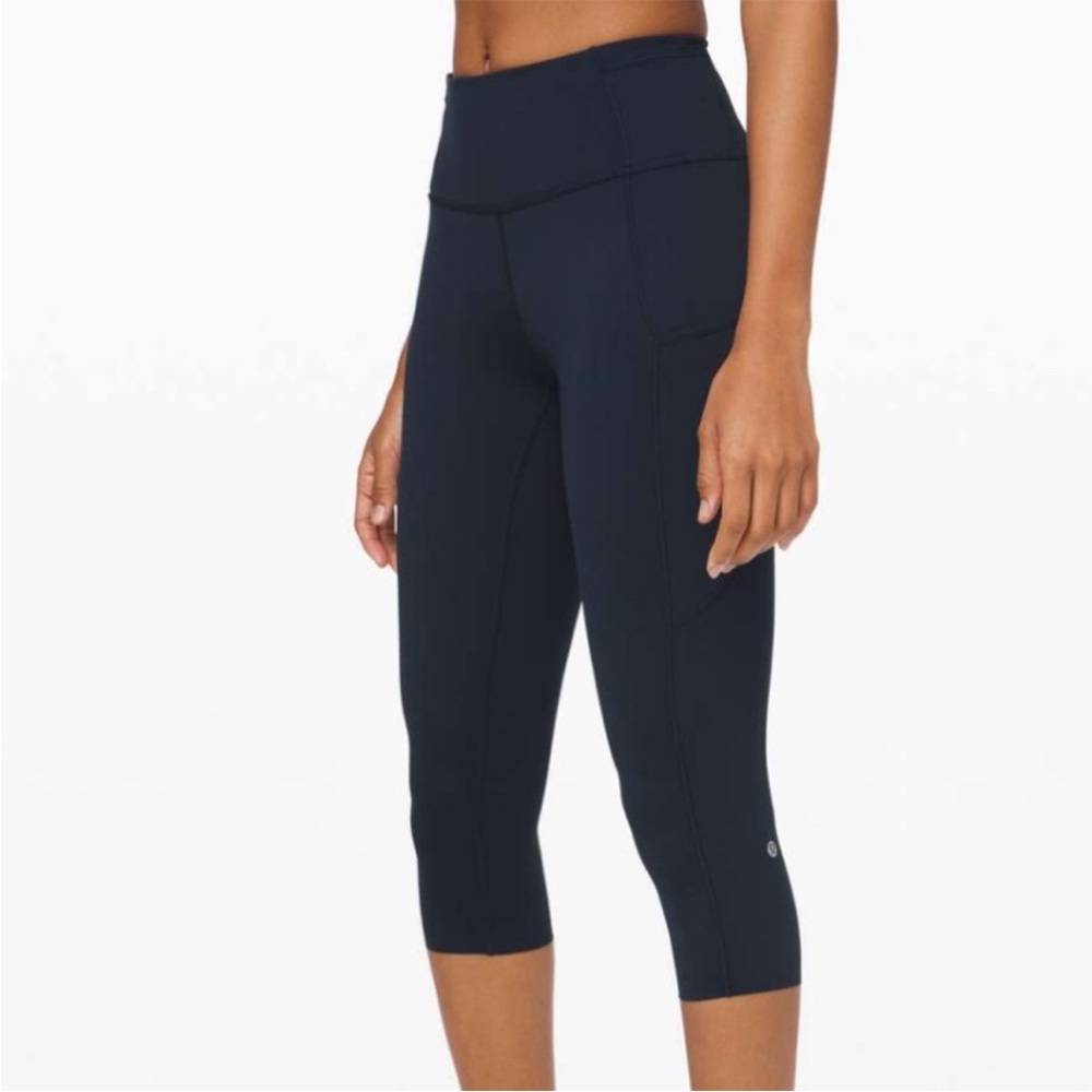 LULULEMON Fast and Free Crop Leggings II 19" Navy Blue Size 4 Side Pocket - Picture 2 of 13